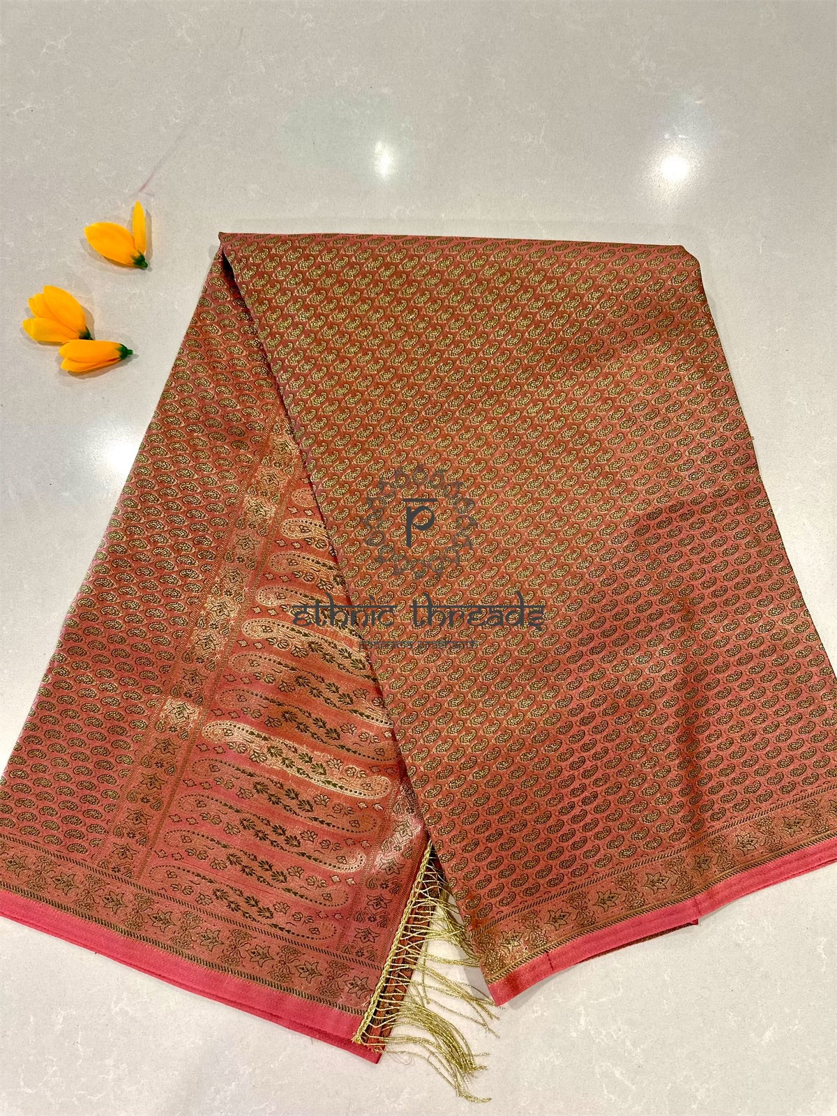 JARI SHAWL/ POONADAI/ GUEST OF HONOUR SHAWL