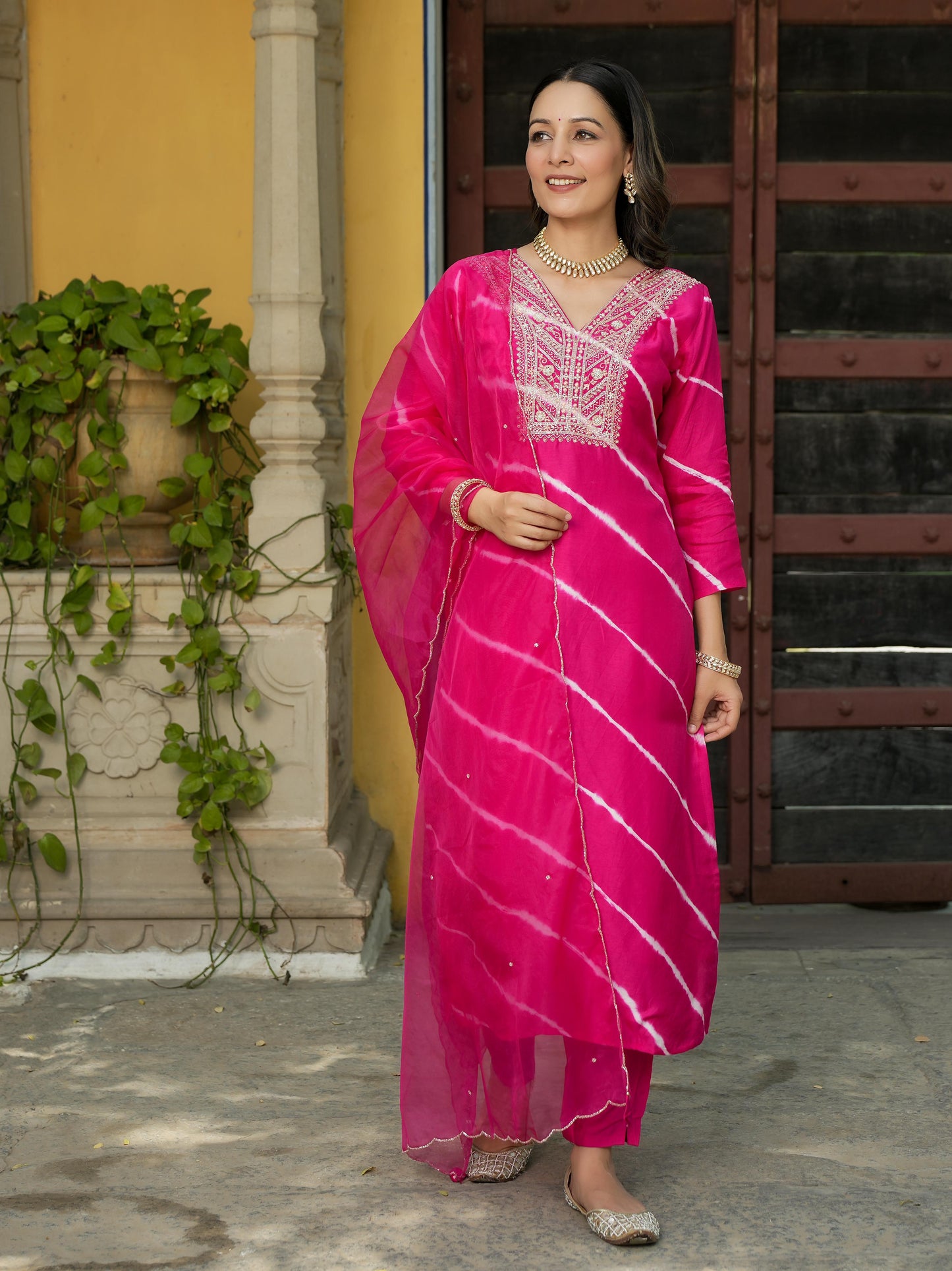 Hot Pink Shibori Silk Kurta Set with Embroidery, V-Neck, and Three-Quarter Sleeves