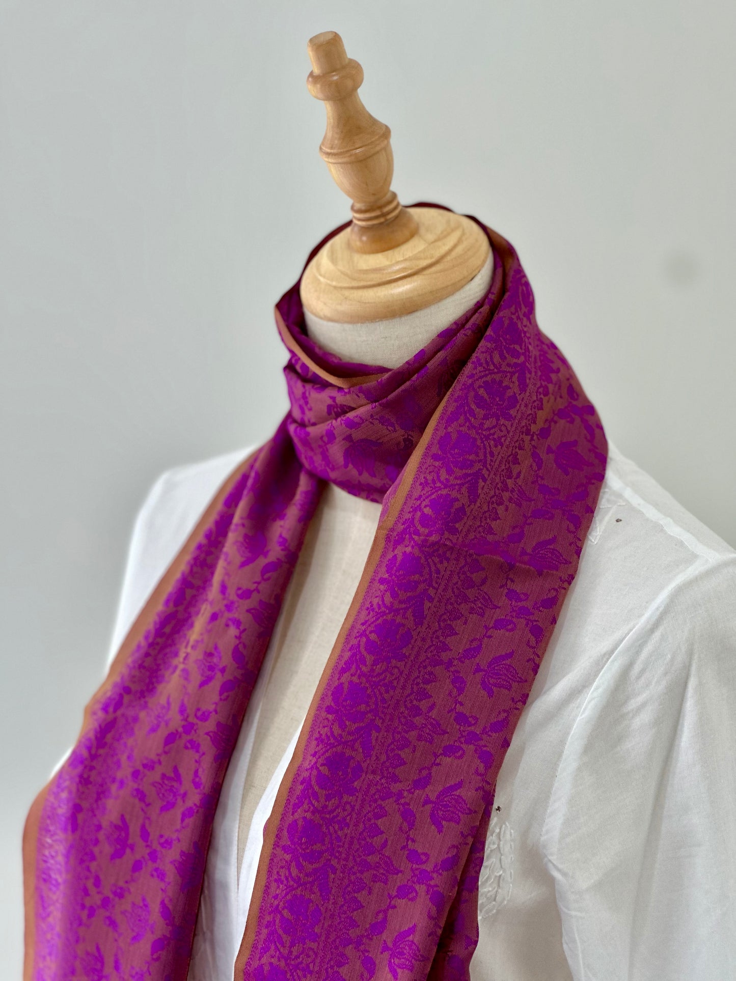 WOMEN'S STOLE / SCARF - DARK PURPLE