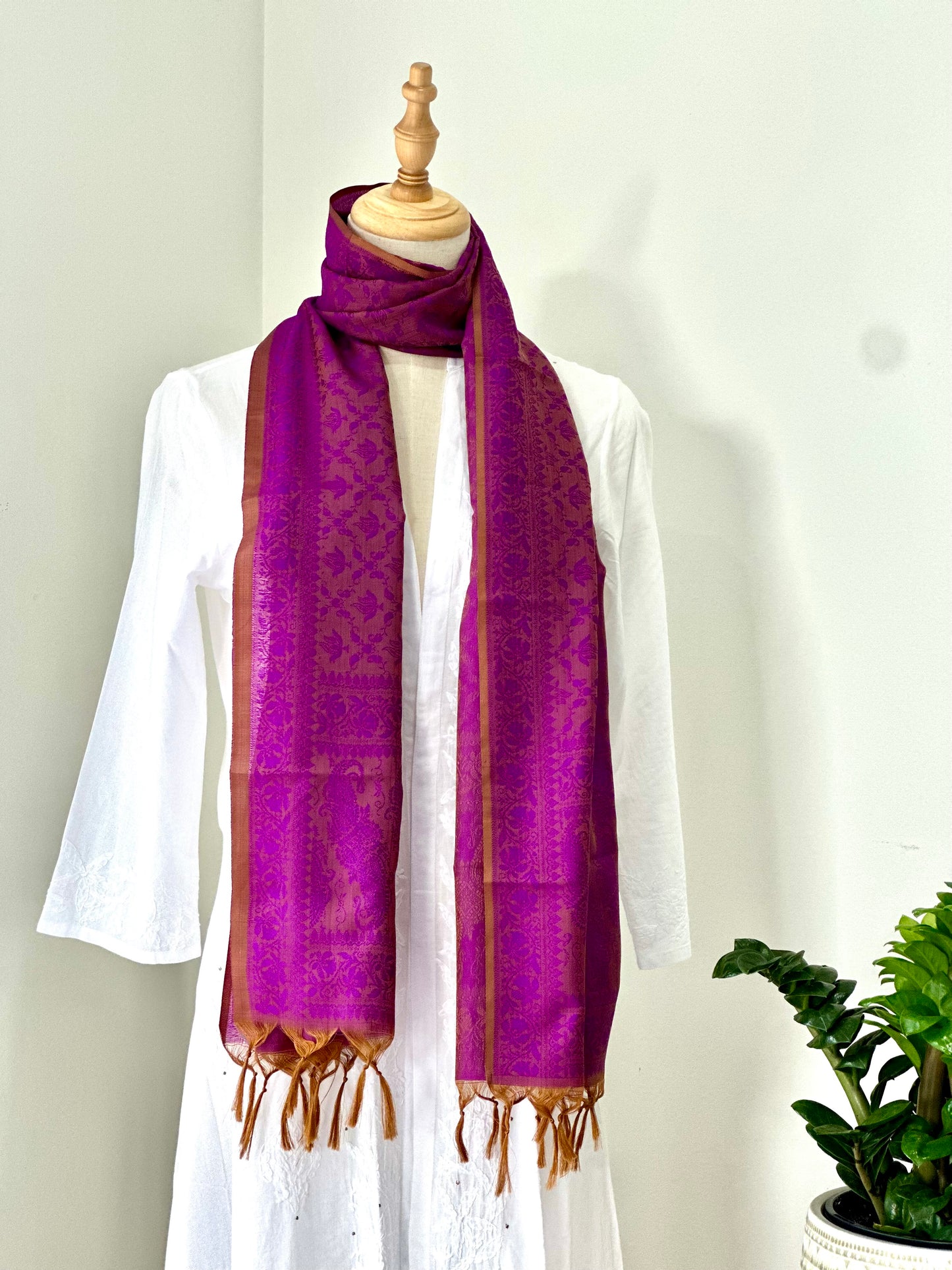 WOMEN'S STOLE / SCARF - DARK PURPLE