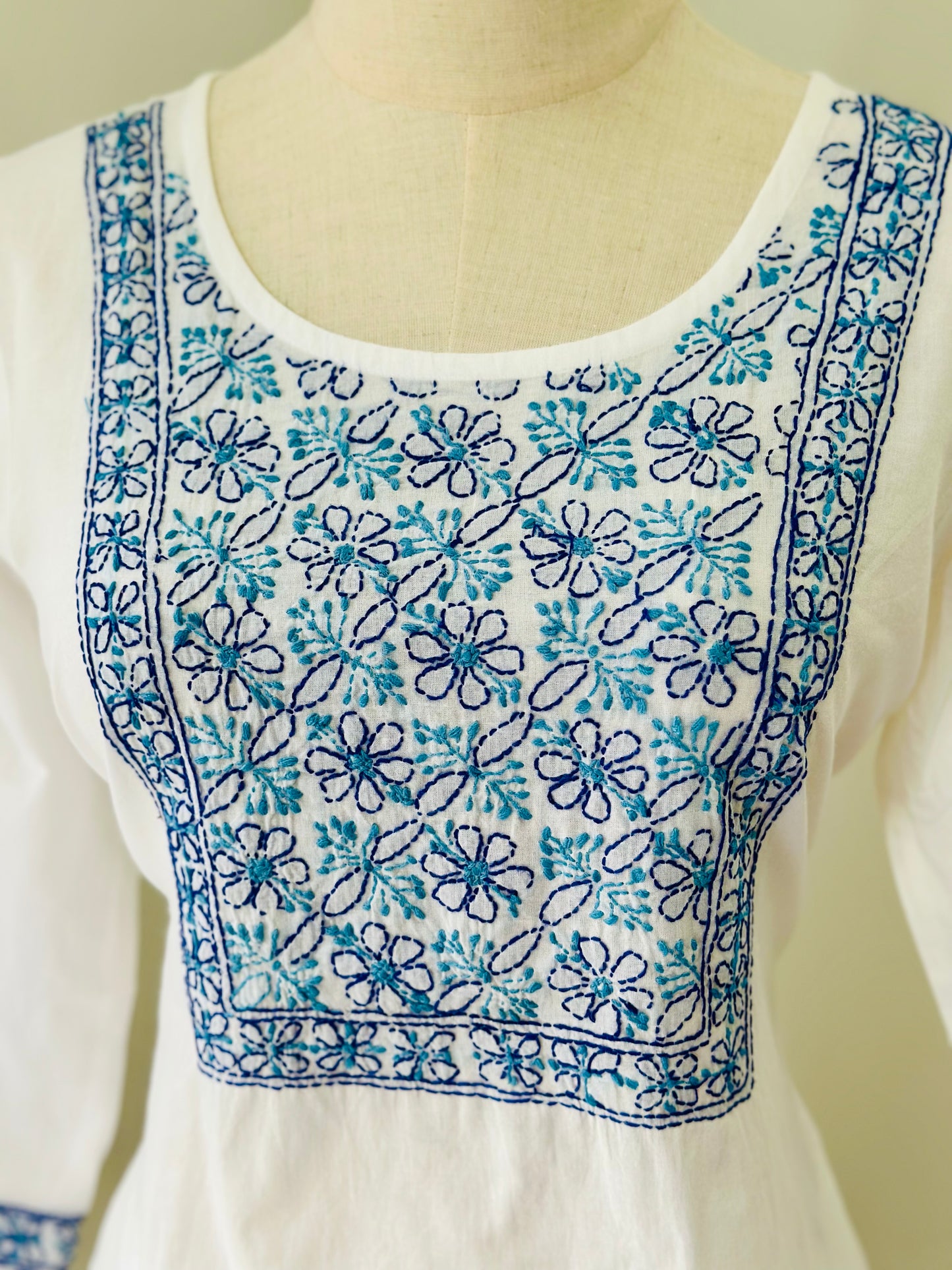 Chikankari Long Kurta In Cotton - White/ Blue