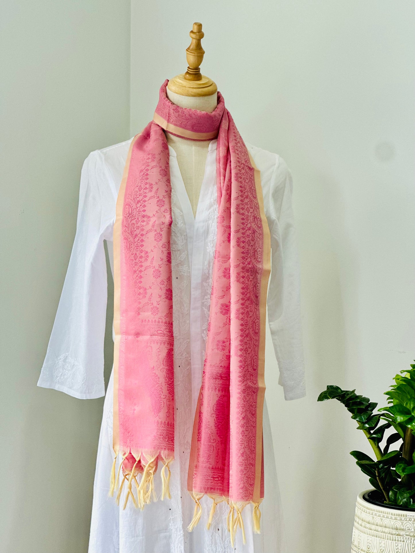 WOMEN'S STOLE / SCARF - PINK