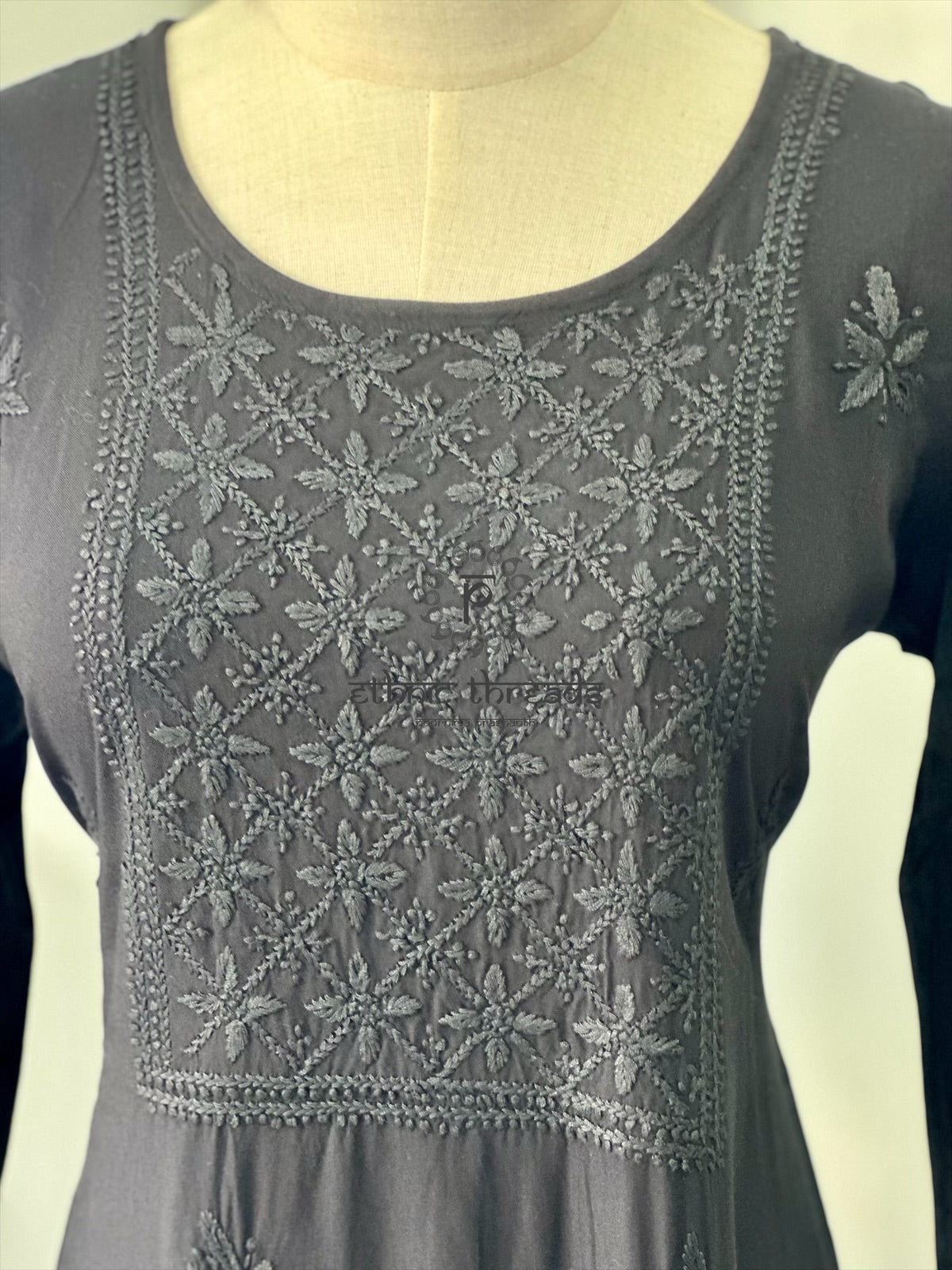 Chikankari Long Kurta In Muslin - Black