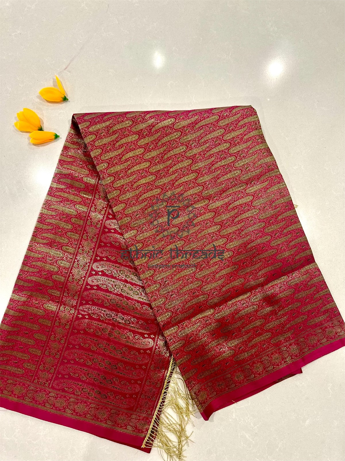 JARI SHAWL/ POONADAI/ GUEST OF HONOUR SHAWL