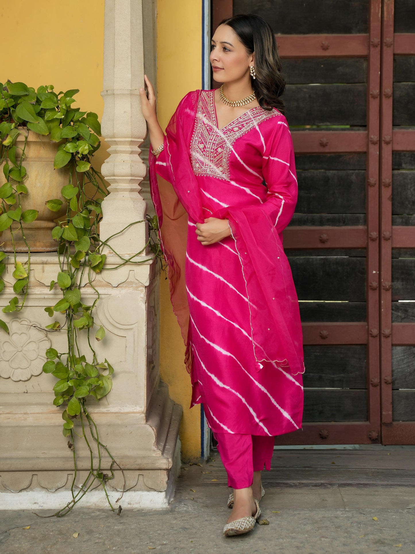 Hot Pink Shibori Silk Kurta Set with Embroidery, V-Neck, and Three-Quarter Sleeves