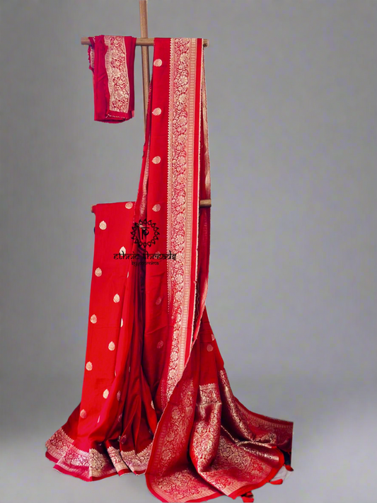 Banarasi Semi Silk Sarees with Antique Zari Border