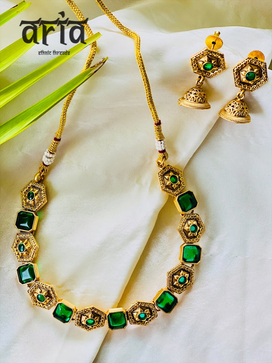 Antique Matt Gold Necklace Set with Precious Stones- Emerald