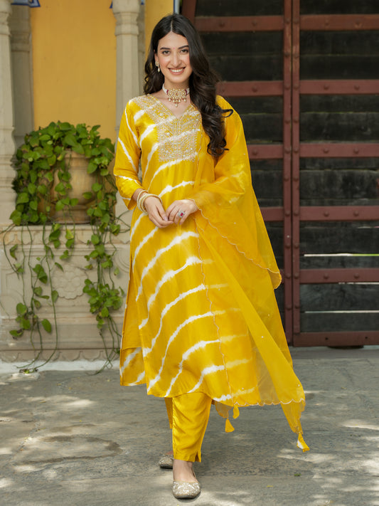 Mustard Shibori Silk Kurta Set with Embroidery, V-Neck, and Three-Quarter Sleeves