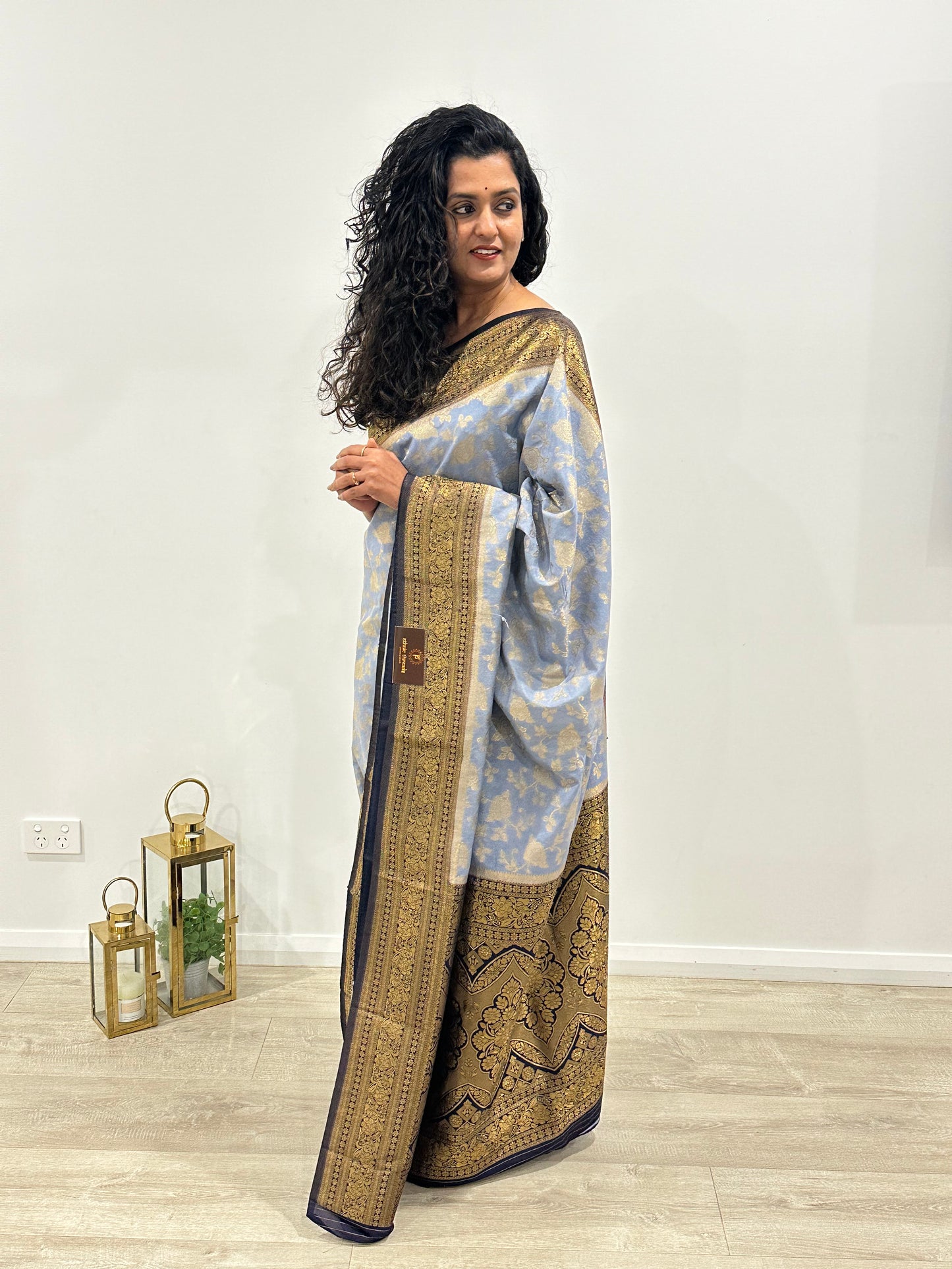 Georgette Banarsi Sarees with Zari Border