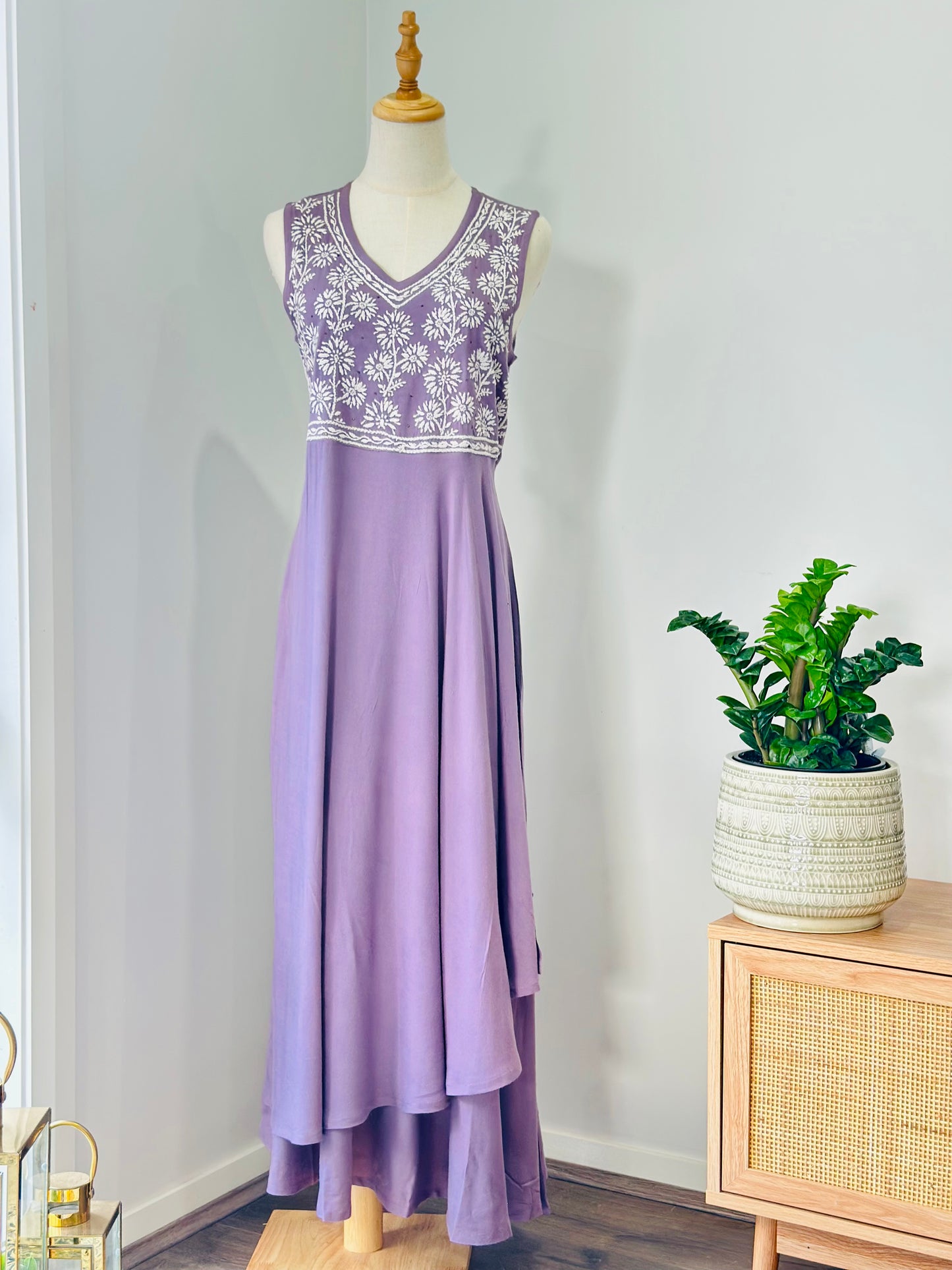 Chikankari Long Anarkali Kurta In Muslin - Mauve