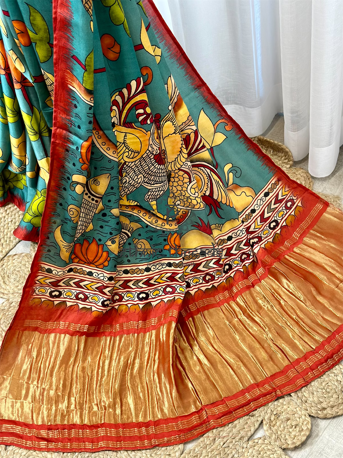 Gajji Silk Saree with Contrast Blouse